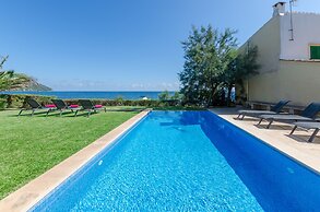 Port Nou in Mallorca