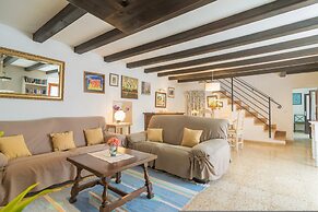 Can Ferrer in Pollen a