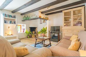 Can Ferrer in Pollen a