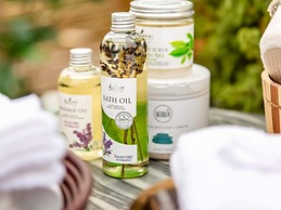 Inviting Vacation Home With Breakfast