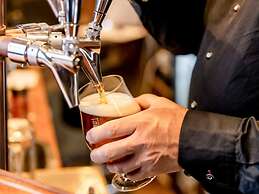 Inviting Vacation Home With Breakfast