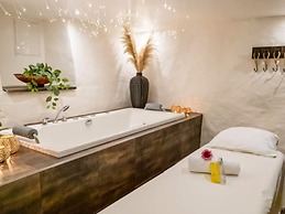 Cosy Vacation Home With Free Breakfast
