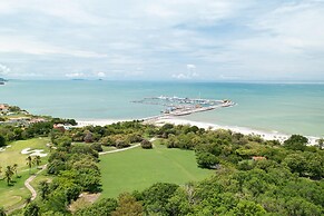 The Golf Oasis Villa by Acomodo