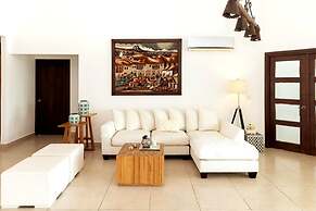 The Golf Oasis Villa by Acomodo