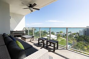 The Big Family Condo by Acomodo