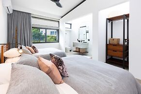 Villa Futura by Acomodo