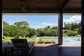 Villa Futura by Acomodo