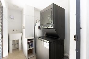 Villa Futura by Acomodo