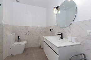 Jinetes Holidays in M Laga