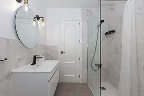 Jinetes Holidays in M Laga