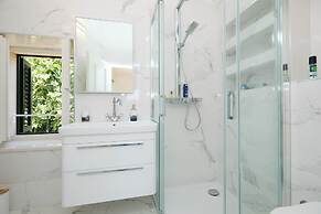 Karma Suites by Dominium