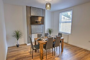 2 Bed House, Family Friendly With Garden