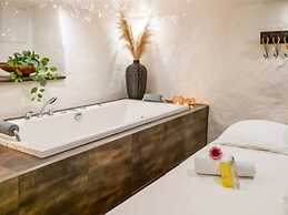 Attractive Vacation Home With Free-breakfast