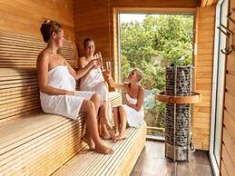 Inviting Hotel Room With Free Breakfast