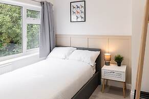 Host Stay Marguerita Road