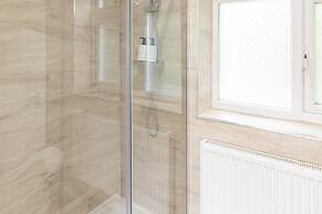 Host Stay Marguerita Road