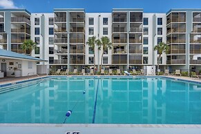 Marco Island Condo w/ Balcony + Water Views!