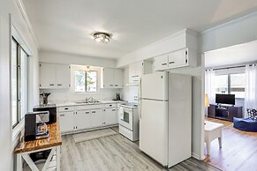 Waterfront Port Clinton Cottage: 5 Mi to Lake Erie