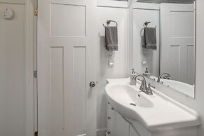 Dumont Lake Studio: Boat, Fish & Unwind!