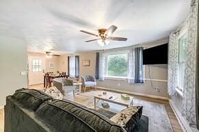 Peaceful Allegany Home, Walk to Sbu!