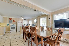 Private Pool: Family Home in North Myrtle Beach