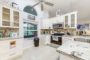 Family-friendly North Lauderdale Home w/ Grill!