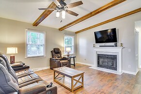 Private Yard & Deck: High Point Home Base!