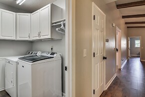 Private Yard & Deck: High Point Home Base!