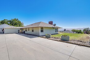Yakima Wine Country Retreat w/ Scenic Valley Views