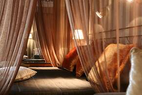 The Inn at the Spanish Steps Exclusive Collection - Roberto Di Rienzo