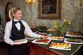 The Inn at the Spanish Steps Exclusive Collection - Roberto Di Rienzo