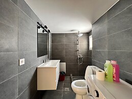 Madonna's Cozy Apartment