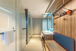 Holiday Inn Express Taizhou City Center by IHG