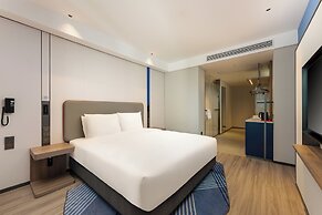 Holiday Inn Express Taizhou City Center by IHG