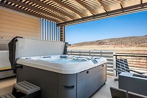 Green Acres 8 Bedroom Townhouse