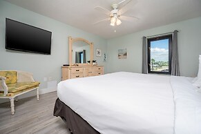 Island Winds West 170 3 Bedroom Condo