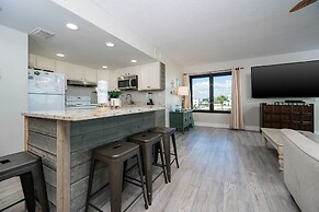 Island Winds West 170 3 Bedroom Condo