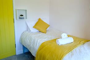 Wave Cottage Bristol