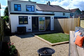 Wave Cottage Bristol