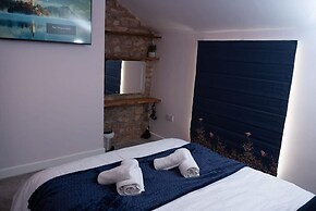 Wave Cottage Bristol