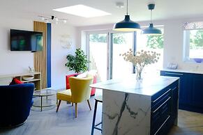 Wave Cottage Bristol