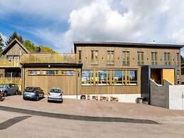 Appealing Vacation Home With Free Breakfast