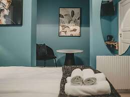 Nice 4-star Hotel Room With Free Breakfast