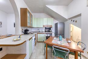 Villa Nesci 100m From Sea