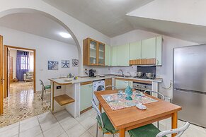 Villa Nesci 100m From Sea