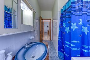 Villa Nesci 100m From Sea