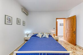 Villa Nesci 100m From Sea