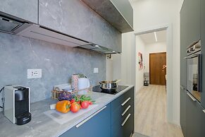 Modern Apartment in Arona