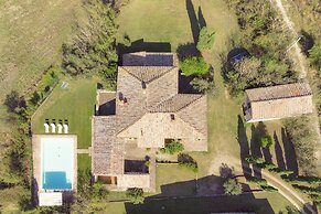 La Palazzina in Monteroni D Arbia