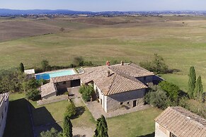 La Palazzina in Monteroni D Arbia